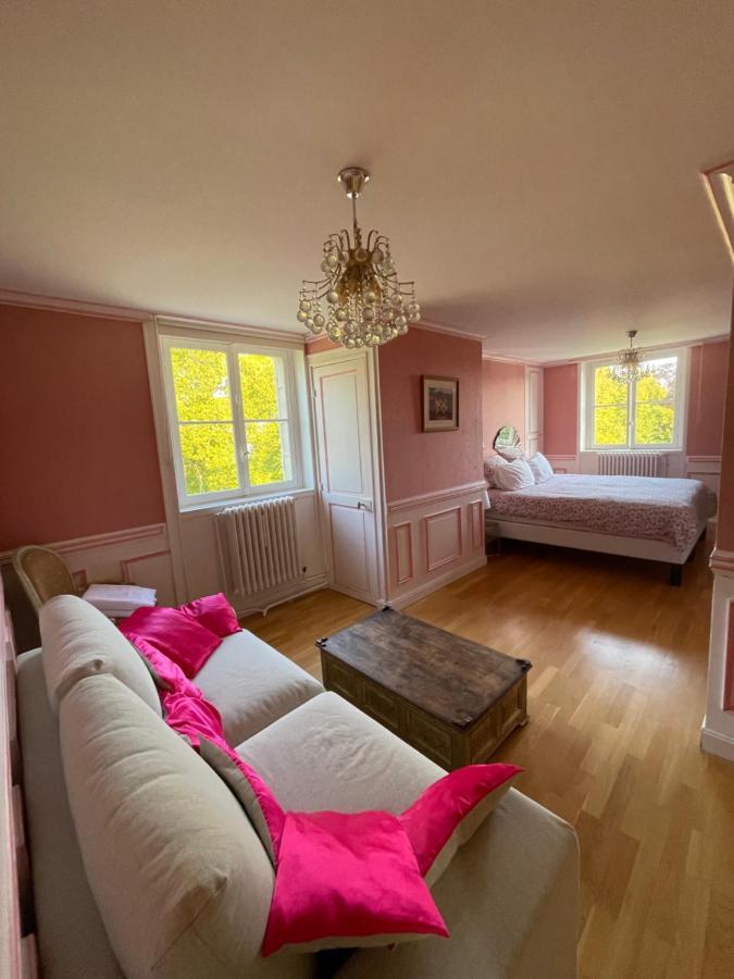 Le Boulay-Morin Chateau Du Boulay Morin מראה חיצוני תמונה A room at the Château de Launay