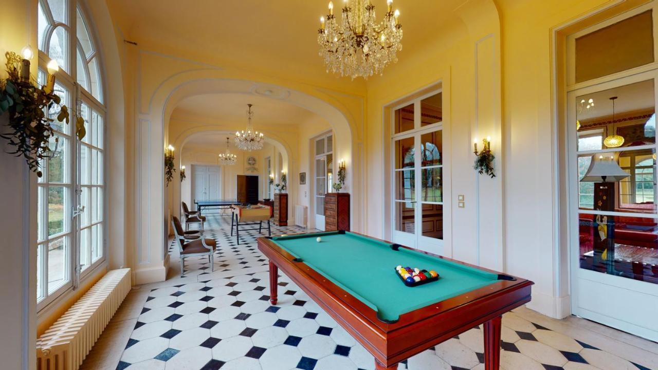 Le Boulay-Morin Chateau Du Boulay Morin מראה חיצוני תמונה The billiard table