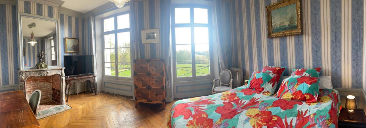 Le Boulay-Morin Chateau Du Boulay Morin מראה חיצוני תמונה A room at the Château de Launay